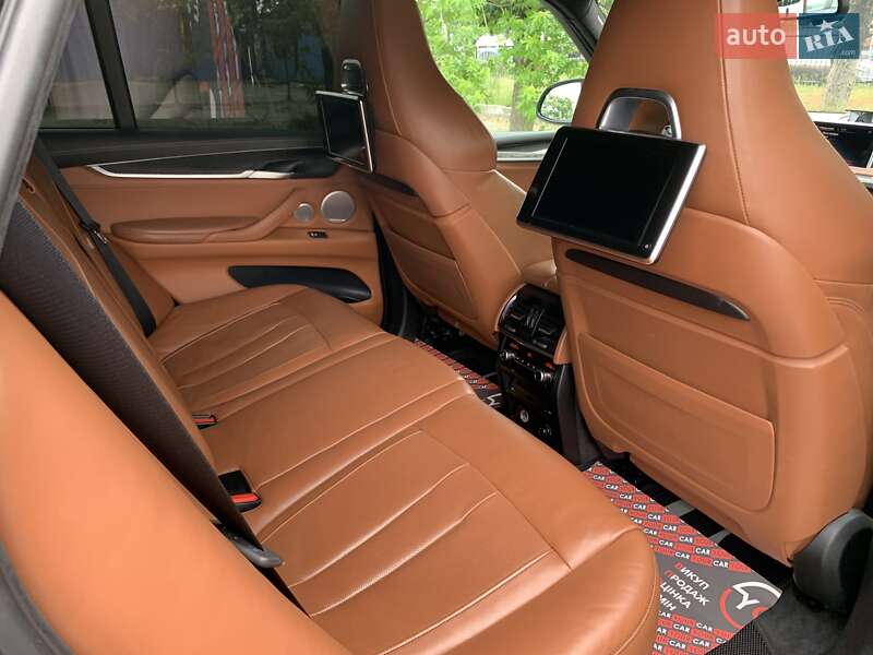Внедорожник / Кроссовер BMW X5 M 2016 в Киеве