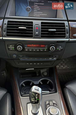 Внедорожник / Кроссовер BMW X5 M 2011 в 