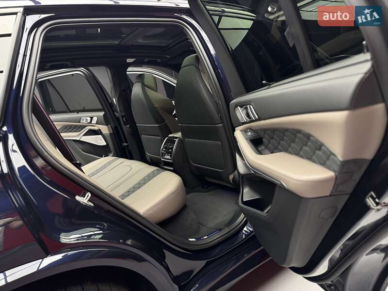 Позашляховик / Кросовер BMW X5 M 2022 в Києві фото 51 Позашляховик / Кросовер BMW X5 M 2022 в Києві