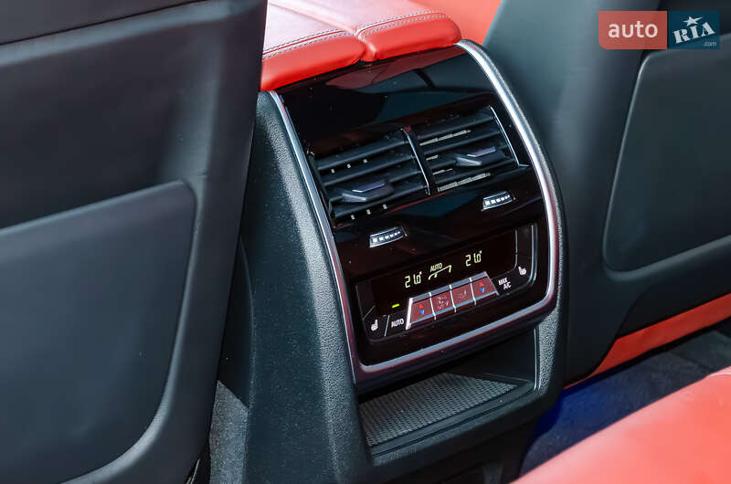 Позашляховик / Кросовер BMW X5 M 2020 в Києві