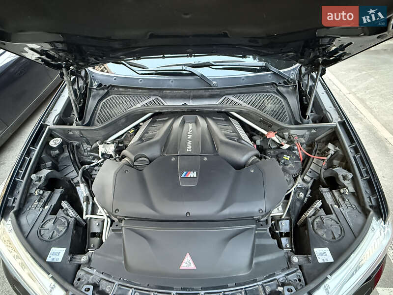 Позашляховик / Кросовер BMW X5 M 2016 в Києві