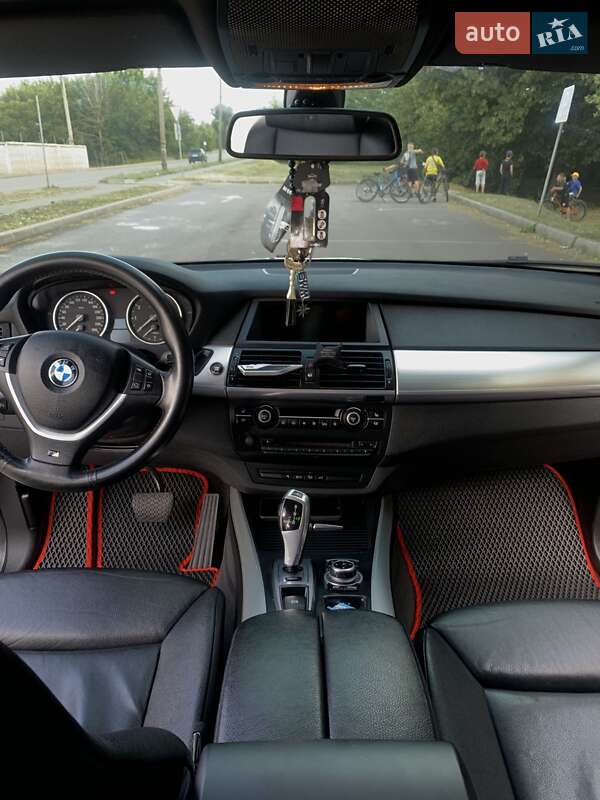 Внедорожник / Кроссовер BMW X5 M 2010 в Долинской