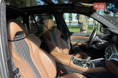 Внедорожник / Кроссовер BMW X5 M 2022 в 