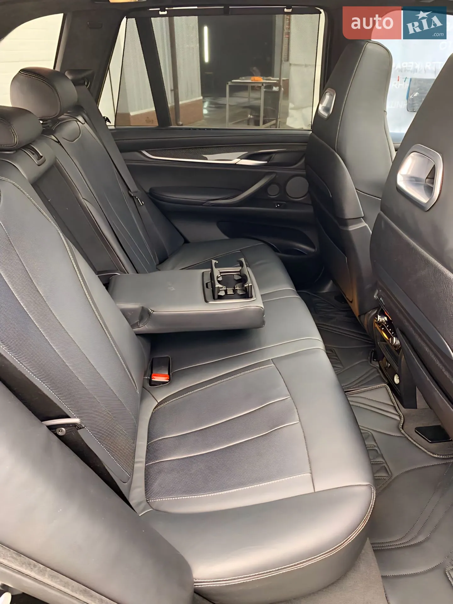 2015 BMW X5 M - мініатюра 31