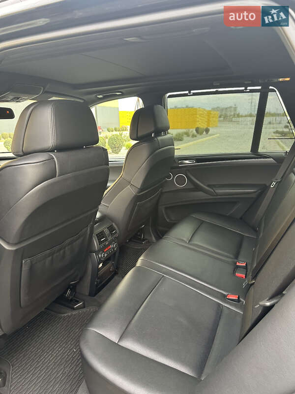Внедорожник / Кроссовер BMW X5 M 2012 в Днепре