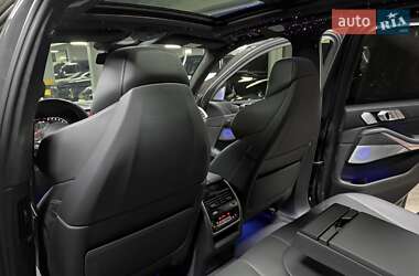 Внедорожник / Кроссовер BMW X5 M 2022 в 