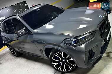 Внедорожник / Кроссовер BMW X5 M 2022 в 