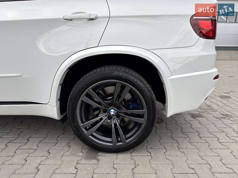Внедорожник / Кроссовер BMW X5 M 2010 в Нововолынске