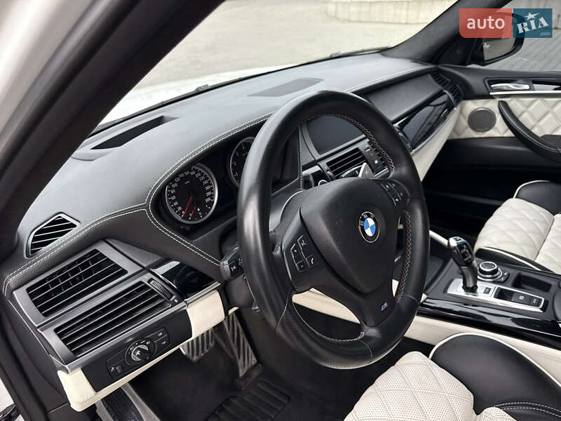 Внедорожник / Кроссовер BMW X5 M 2010 в Нововолынске