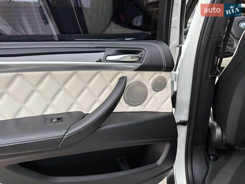 Внедорожник / Кроссовер BMW X5 M 2010 в Нововолынске