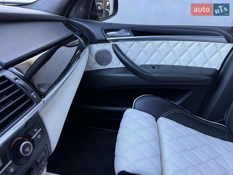 Внедорожник / Кроссовер BMW X5 M 2010 в Нововолынске