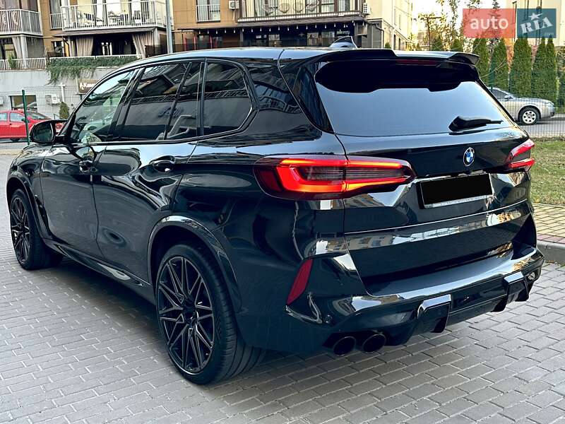 Внедорожник / Кроссовер BMW X5 M 2021 в Киеве