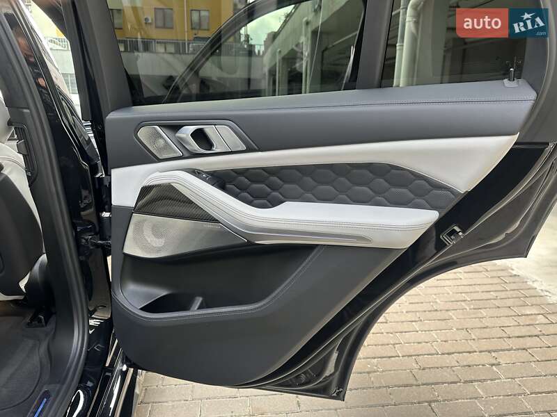 Внедорожник / Кроссовер BMW X5 M 2021 в Киеве