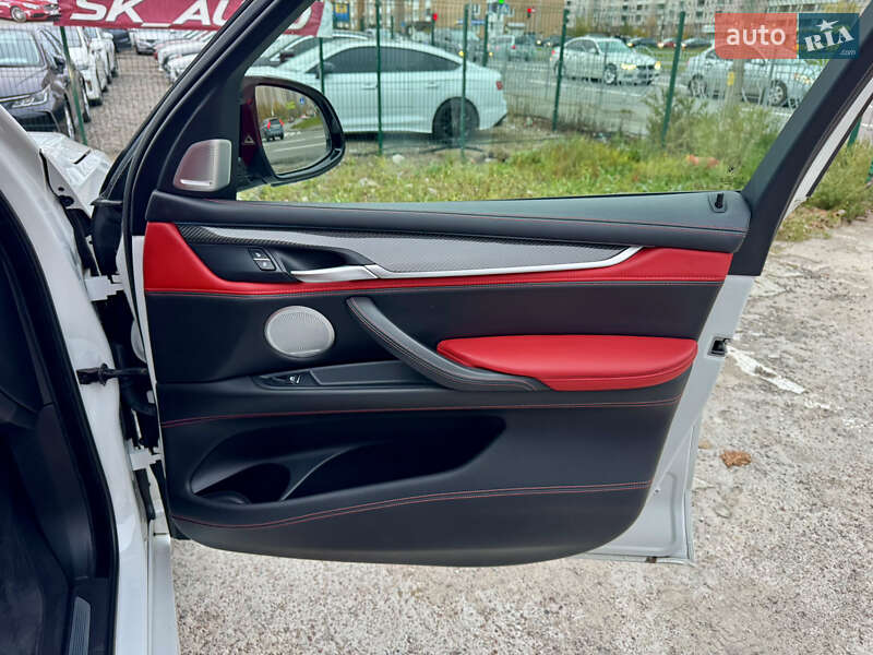 Позашляховик / Кросовер BMW X5 M 2017 в Києві фото 40 Позашляховик / Кросовер BMW X5 M 2017 в Києві