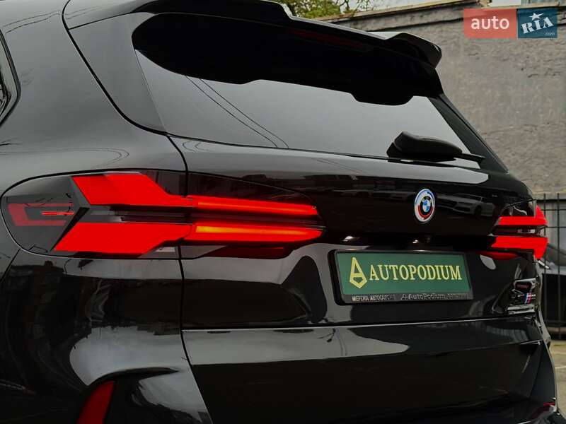 Внедорожник / Кроссовер BMW X5 M 2022 в Киеве