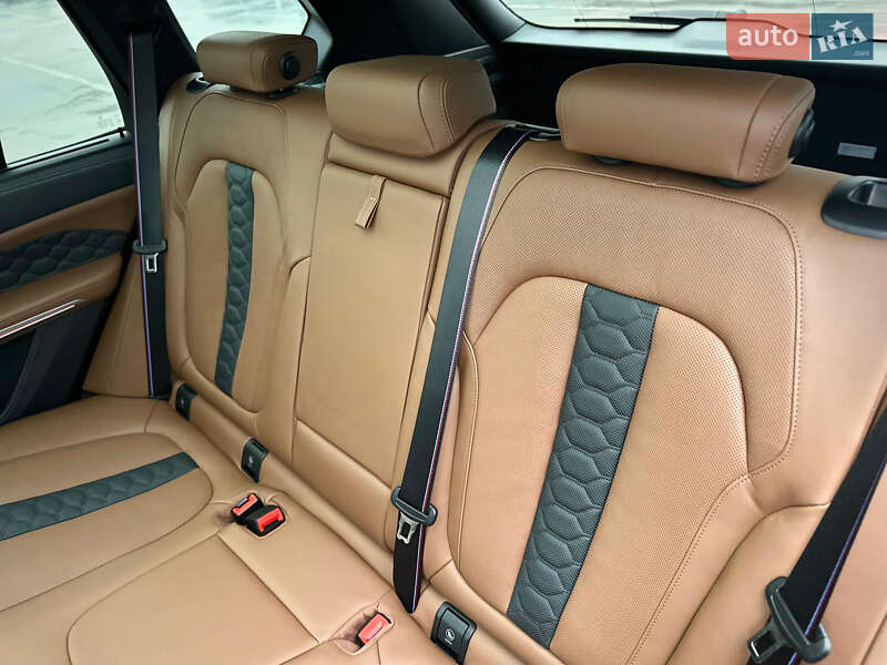 Внедорожник / Кроссовер BMW X5 M 2024 в Киеве