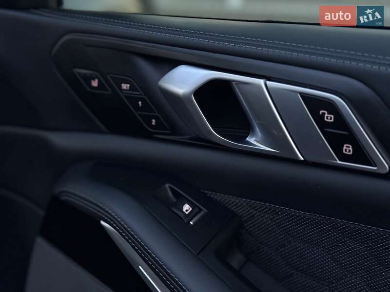 Внедорожник / Кроссовер BMW X5 M 2022 в Тернополе