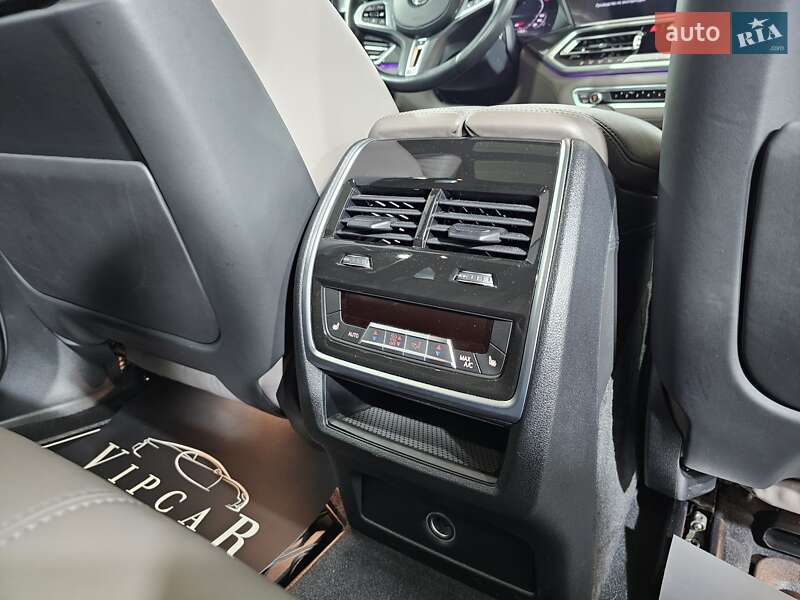 Внедорожник / Кроссовер BMW X5 M 2021 в Киеве