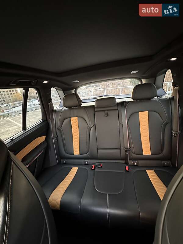 Внедорожник / Кроссовер BMW X5 M 2022 в Киеве