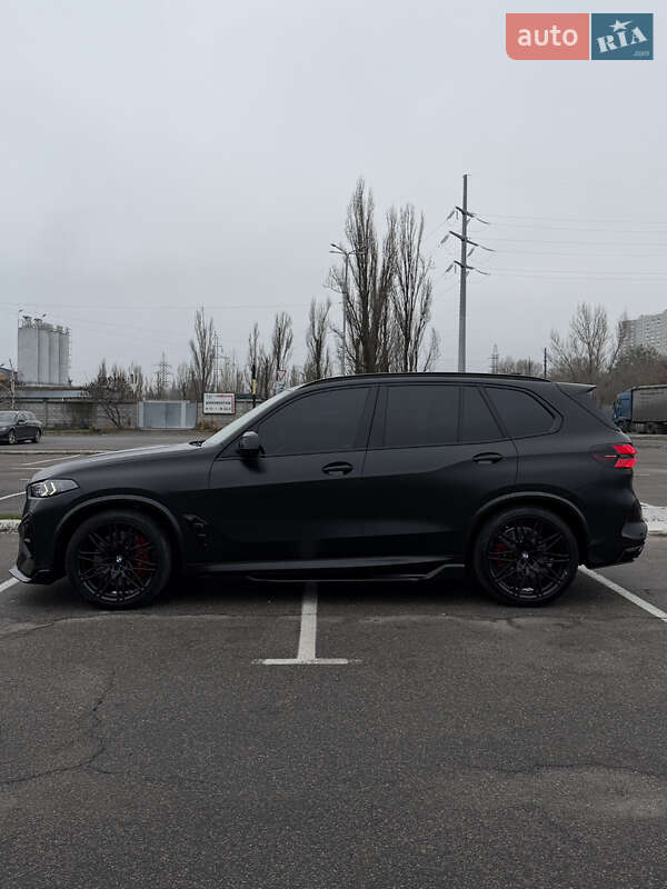 Внедорожник / Кроссовер BMW X5 M 2021 в Киеве