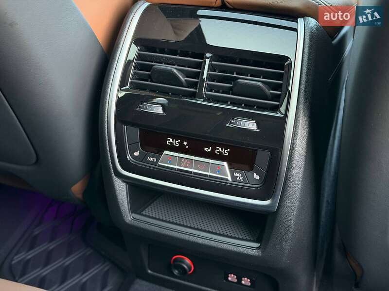 Позашляховик / Кросовер BMW X5 M 2024 в Києві