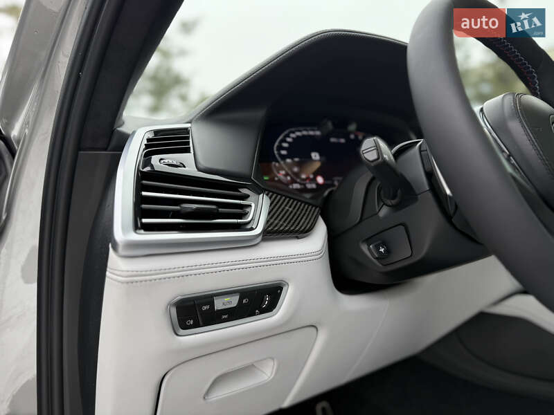 Внедорожник / Кроссовер BMW X5 M 2022 в Львове