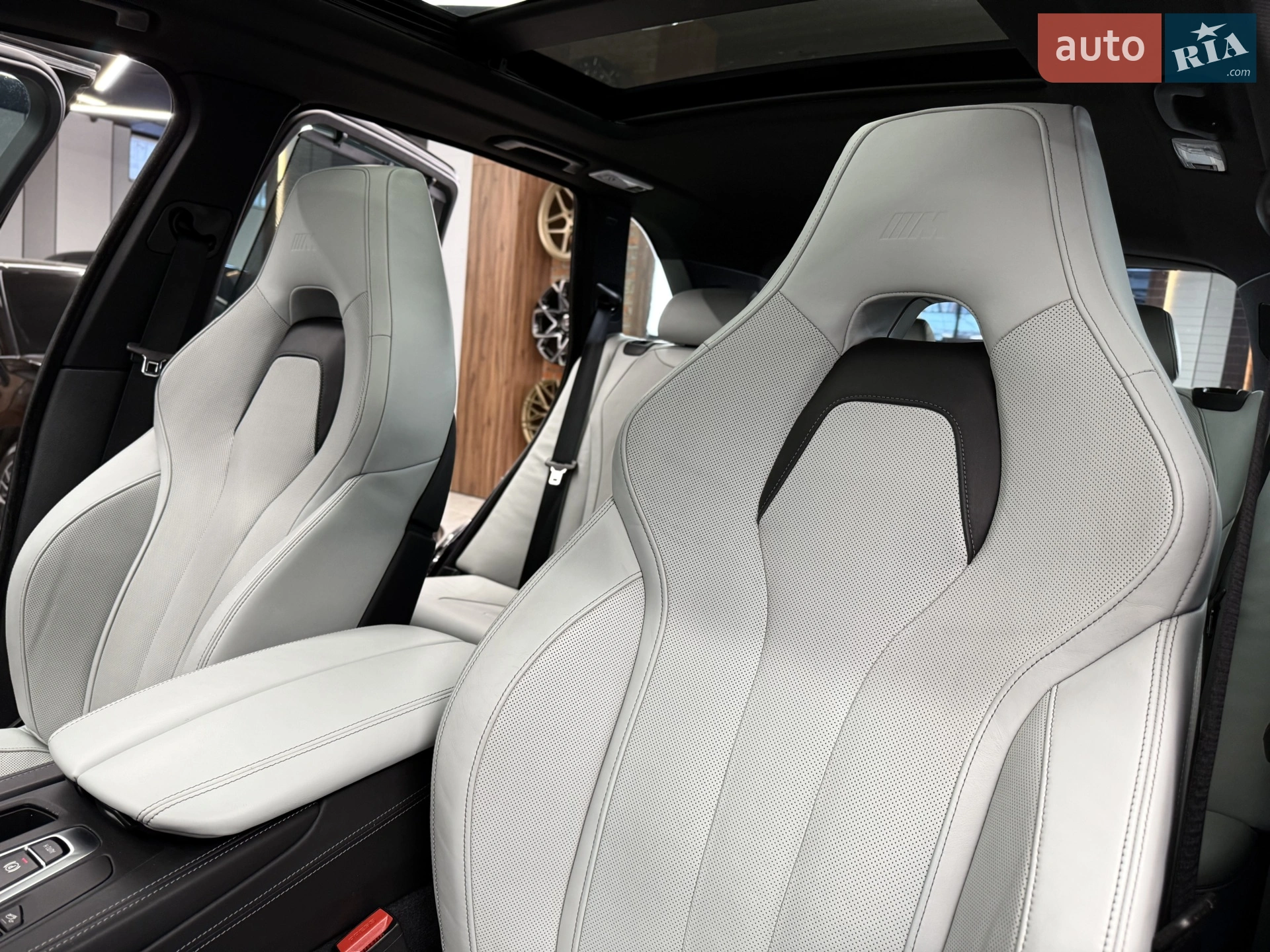 2016 BMW X5 M - мініатюра 29