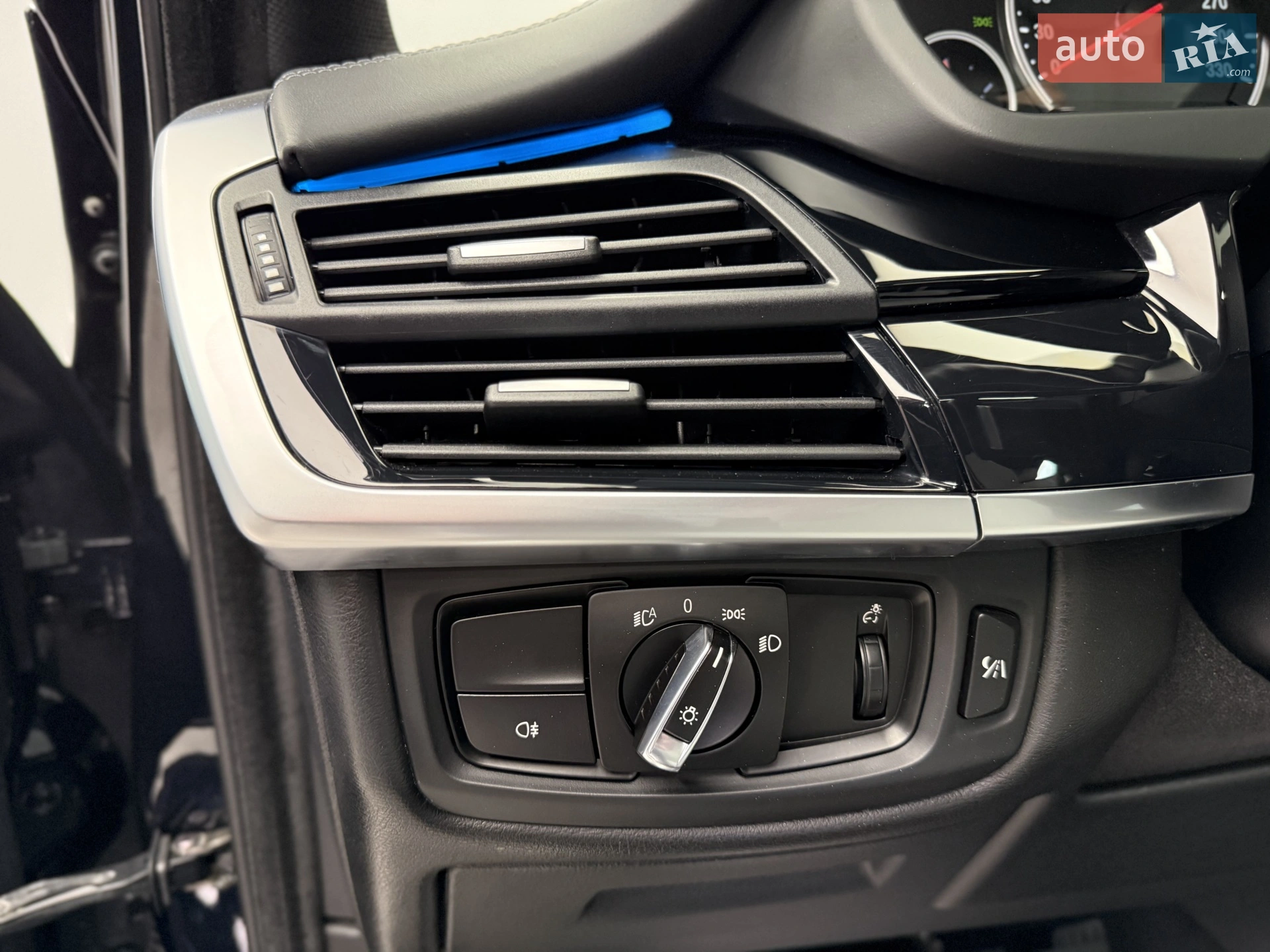 2016 BMW X5 M - мініатюра 31