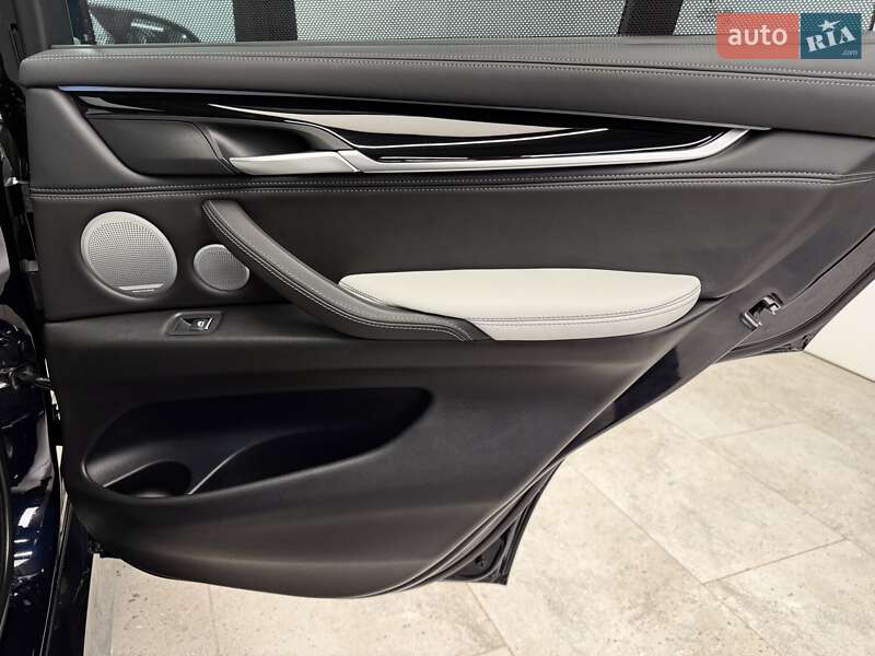 Внедорожник / Кроссовер BMW X5 M 2016 в Киеве