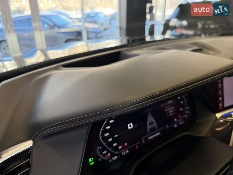 Внедорожник / Кроссовер BMW X5 M 2022 в Киеве