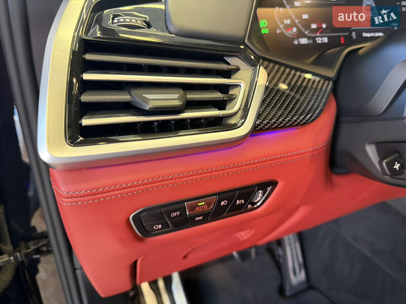 Внедорожник / Кроссовер BMW X5 M 2022 в Киеве