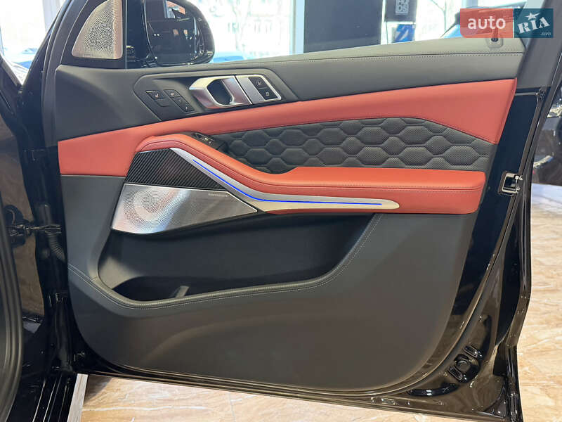 Внедорожник / Кроссовер BMW X5 M 2022 в Киеве