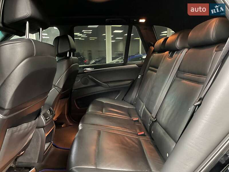 Внедорожник / Кроссовер BMW X5 M 2011 в Киеве