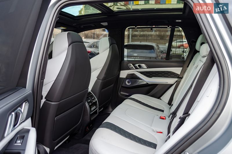 Позашляховик / Кросовер BMW X5 M 2024 в Києві