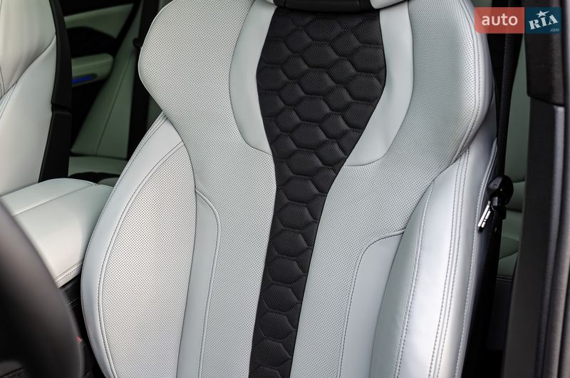 Позашляховик / Кросовер BMW X5 M 2024 в Києві