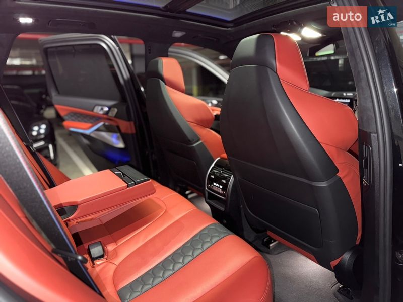 Внедорожник / Кроссовер BMW X5 M 2022 в Киеве