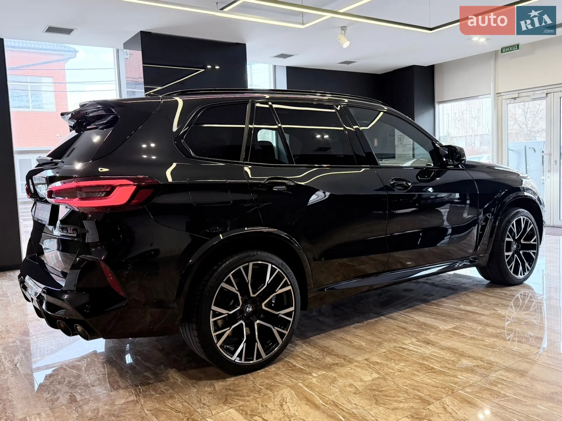 2022 BMW X5 M - мініатюра 8