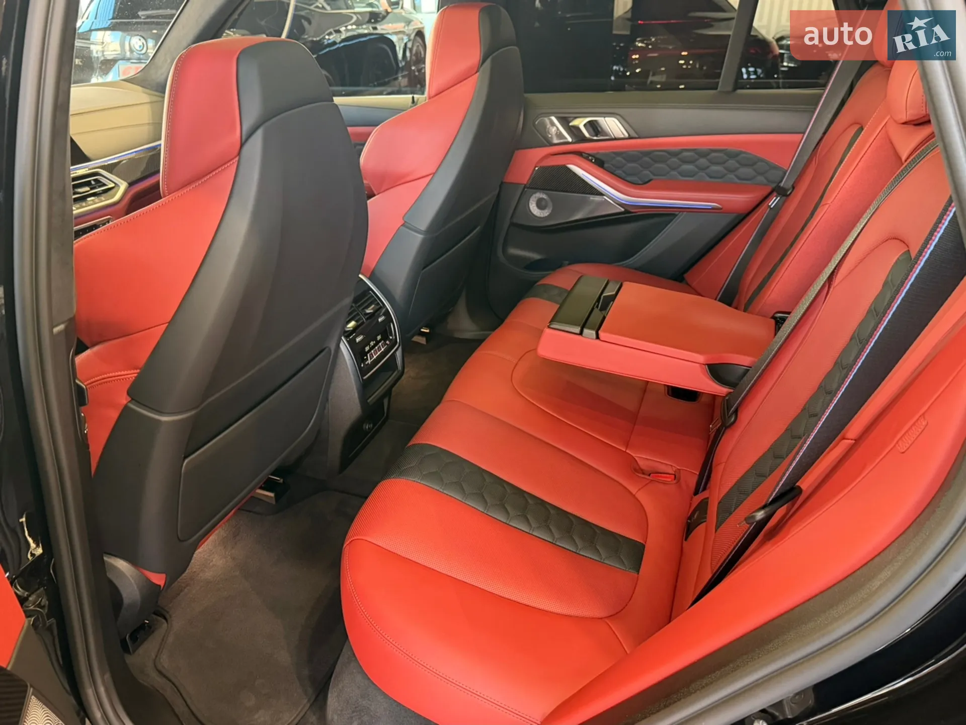 2022 BMW X5 M - мініатюра 54