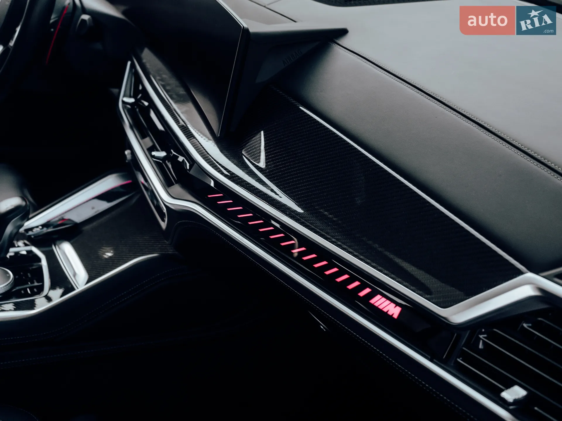 2023 BMW X5 M - мініатюра 28
