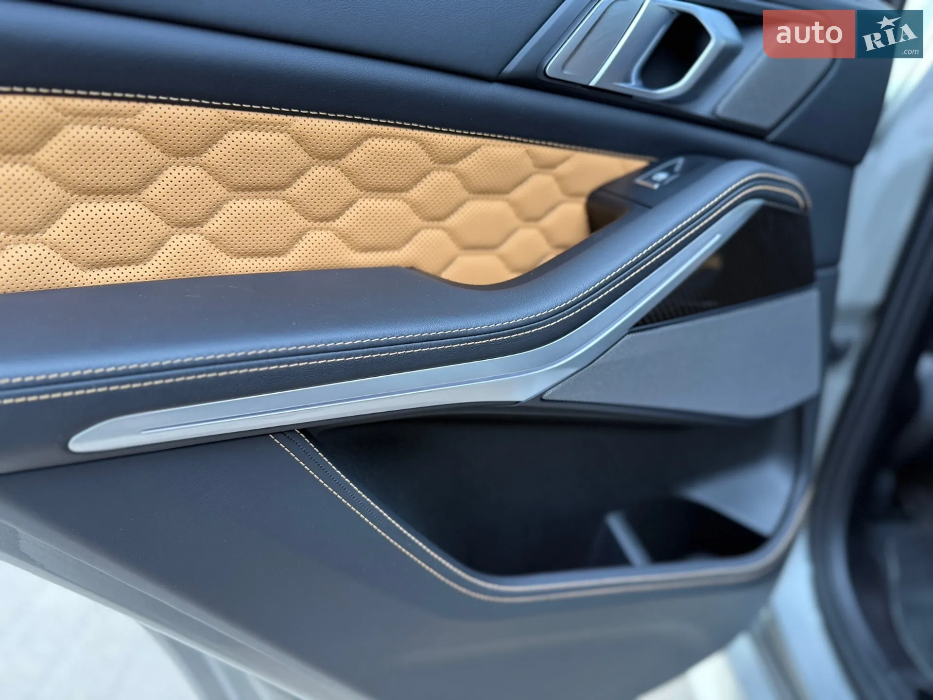 2023 BMW X5 M - мініатюра 27
