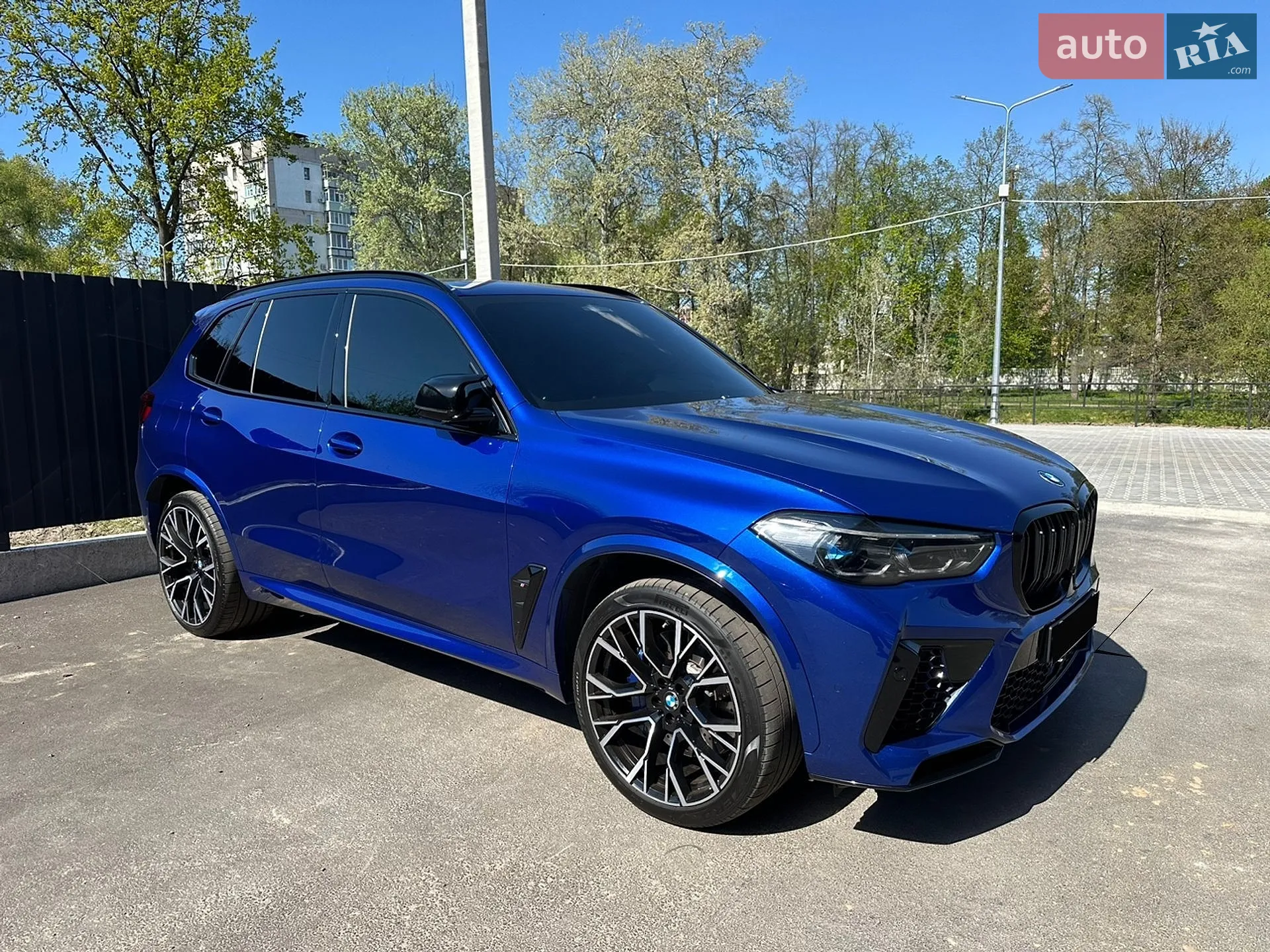 2022 BMW X5 M - мініатюра 8