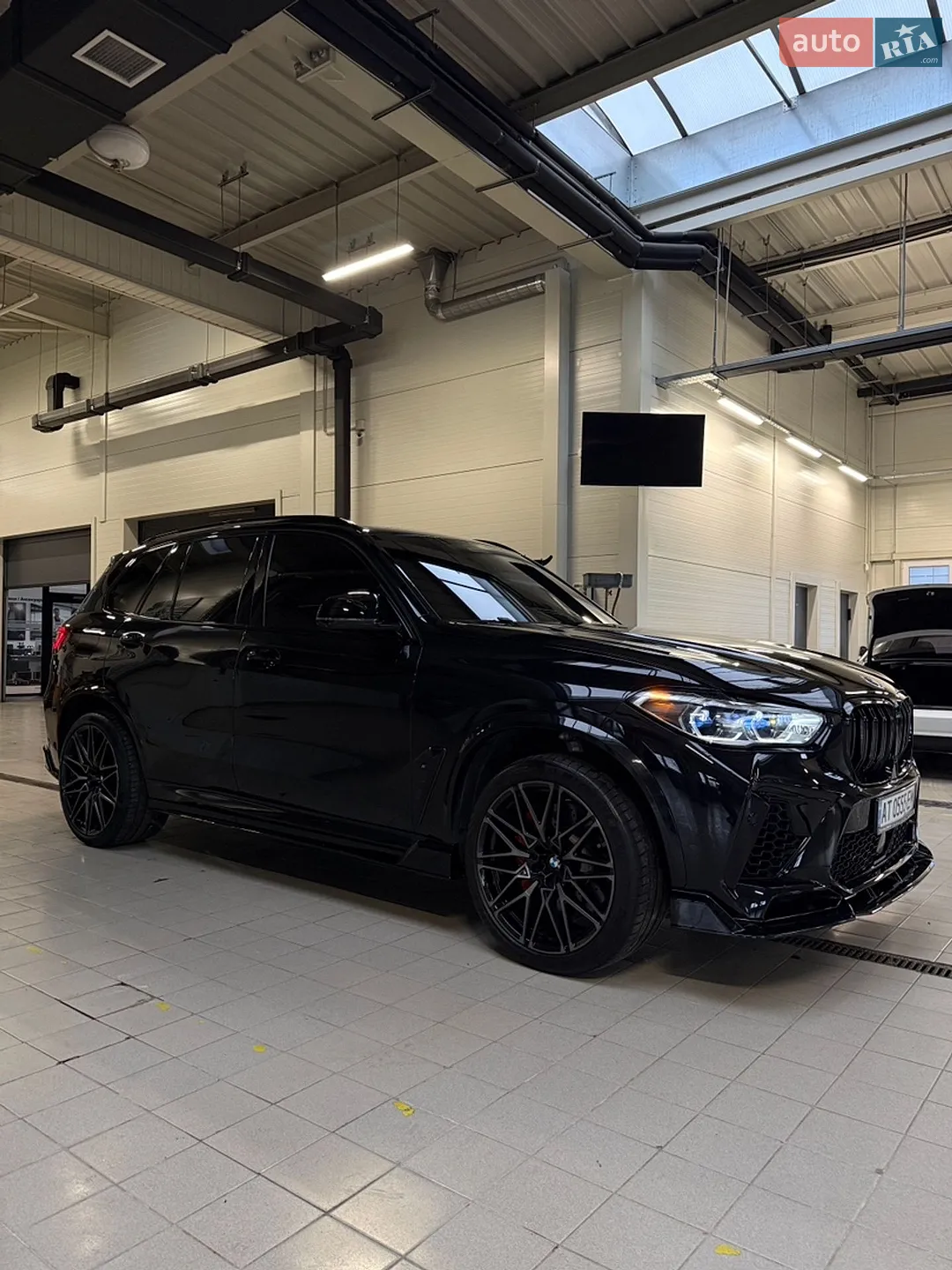 2021 BMW X5 M - мініатюра 4
