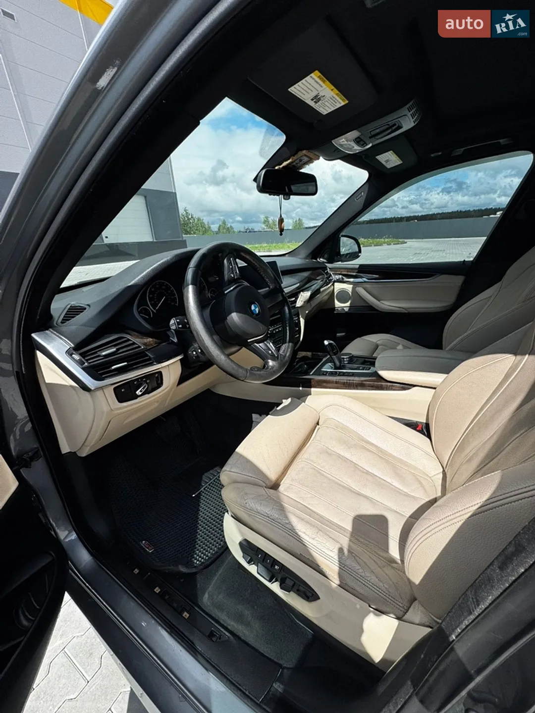 2017 BMW X5 M - мініатюра 15