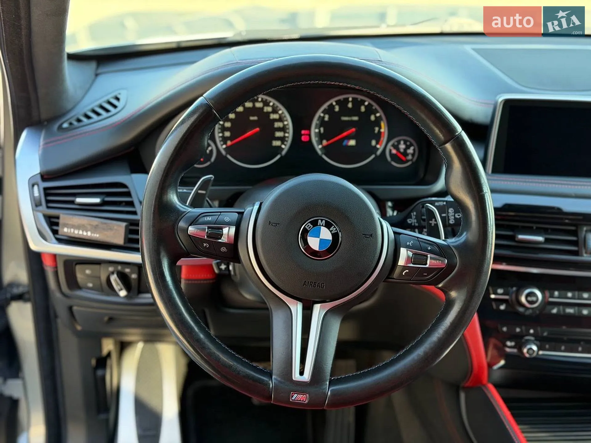 2016 BMW X5 M - мініатюра 15