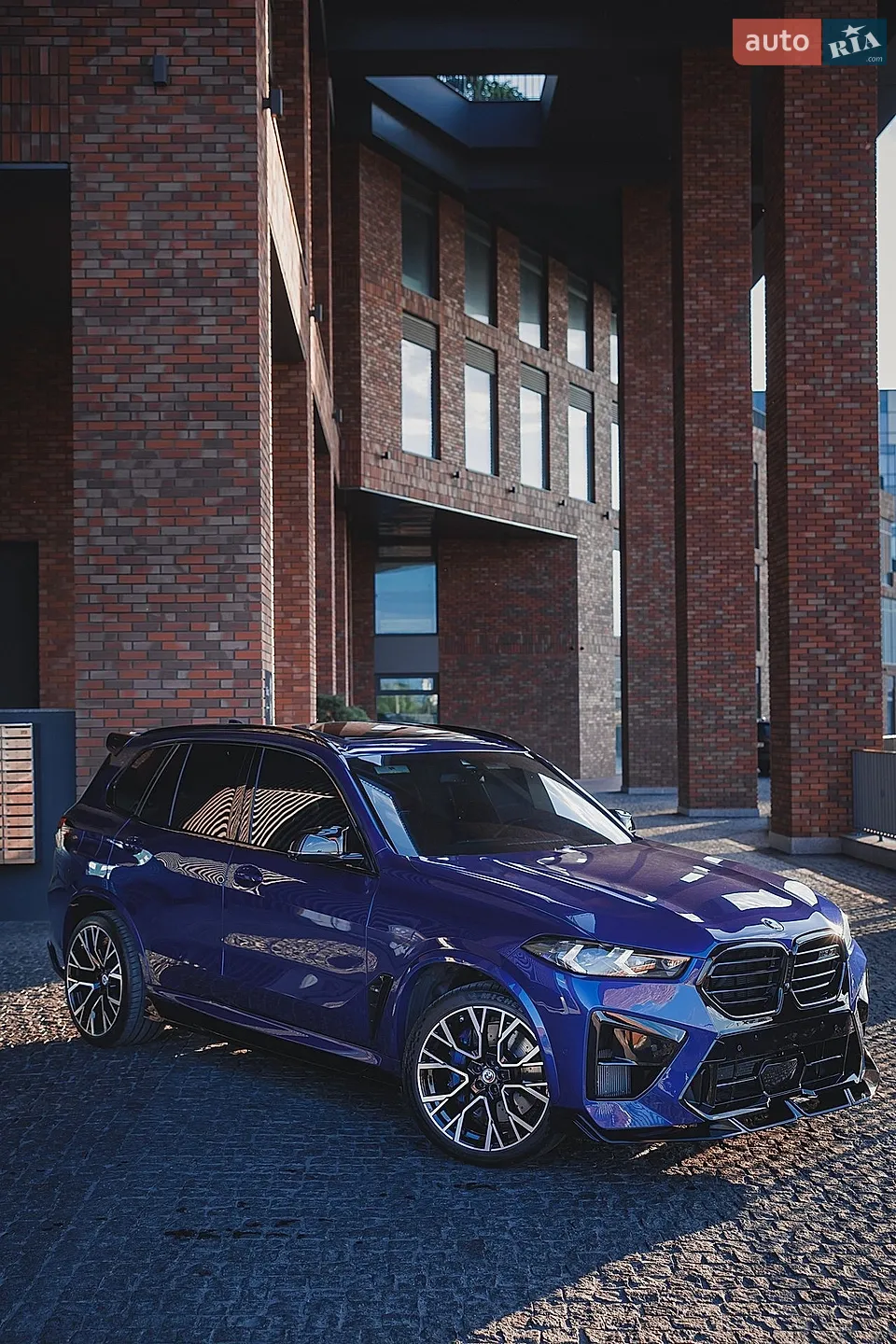 2022 BMW X5 M - мініатюра 2