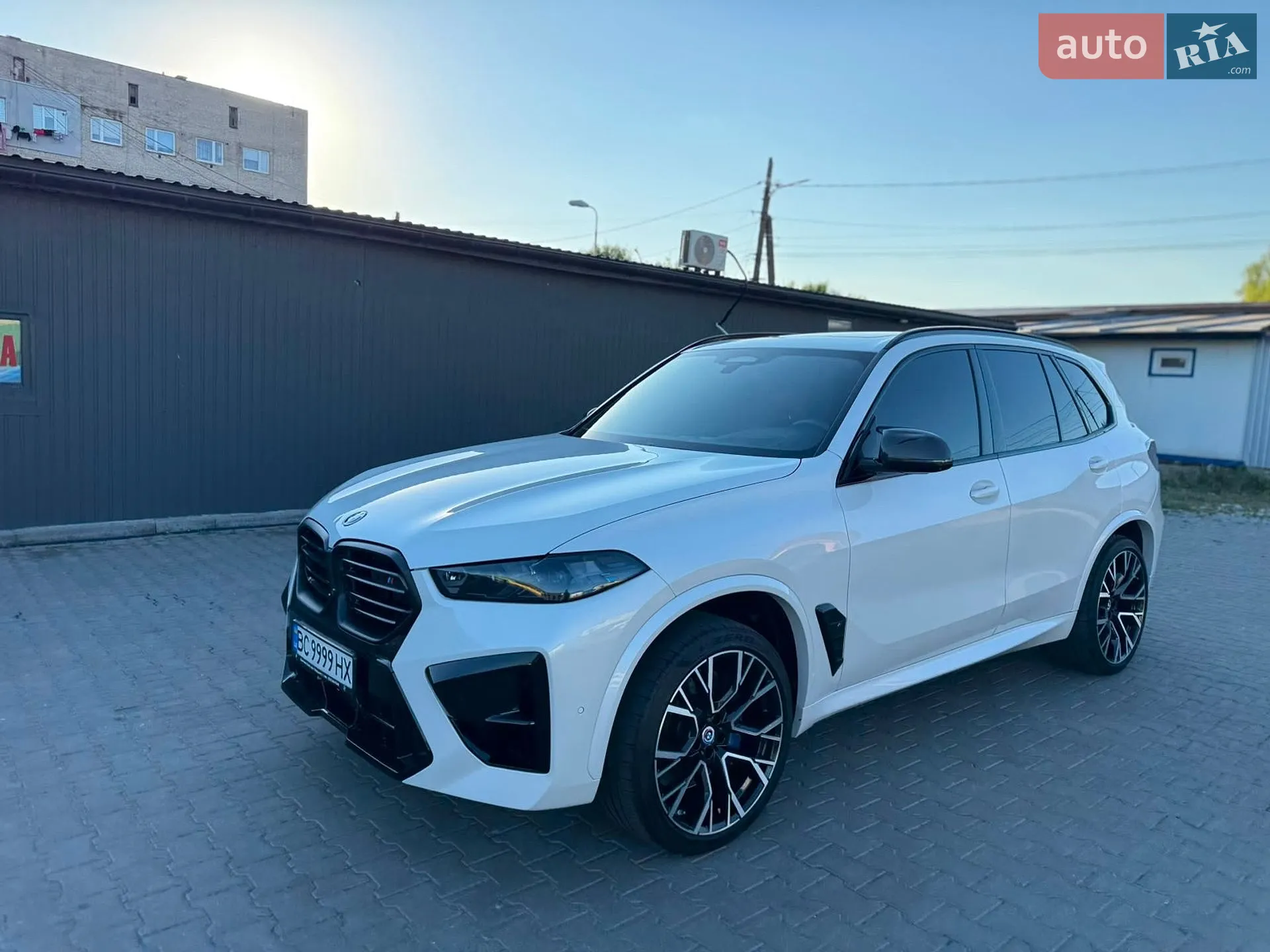 2022 BMW X5 M - мініатюра 8