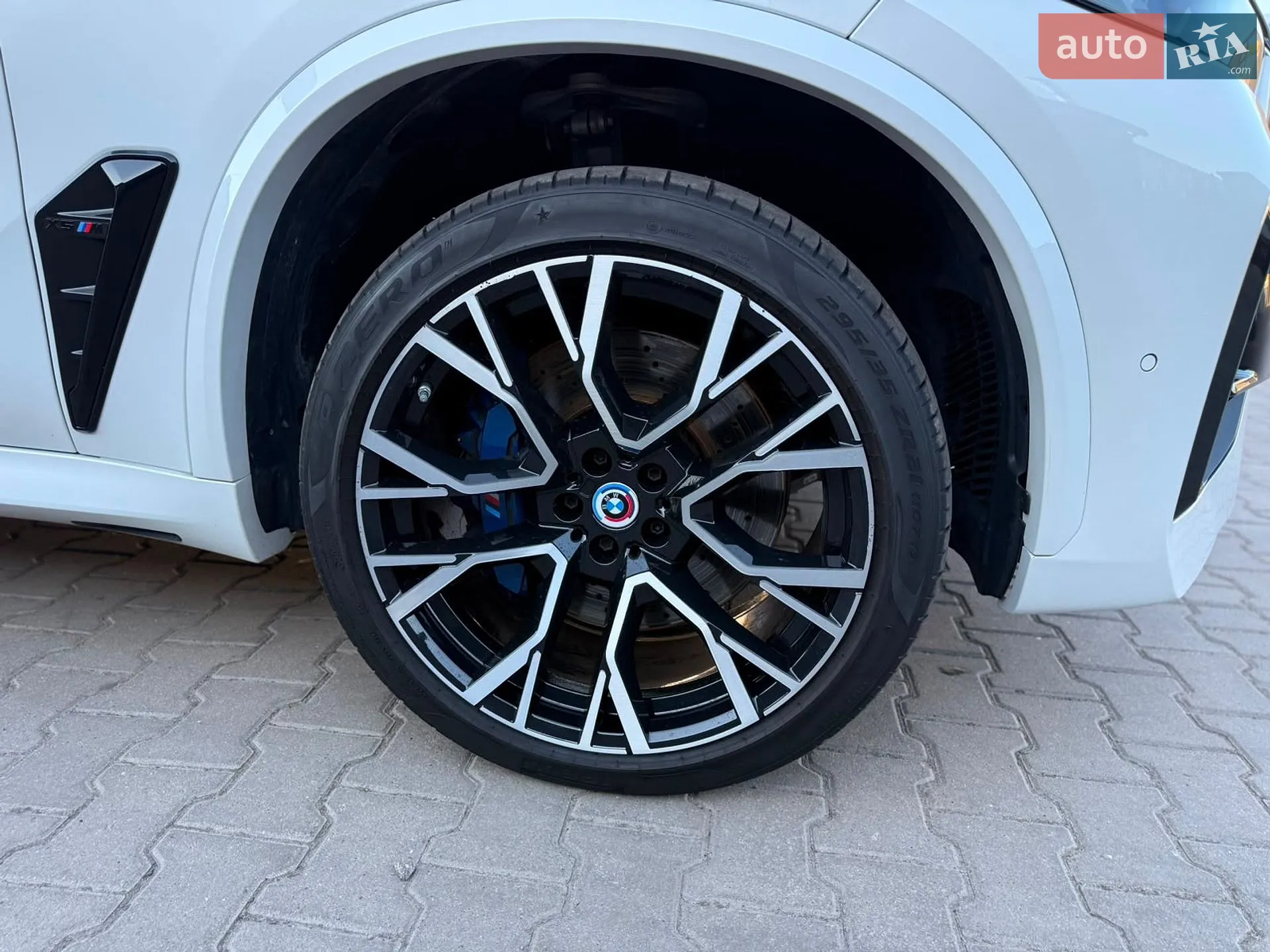 2022 BMW X5 M - мініатюра 11