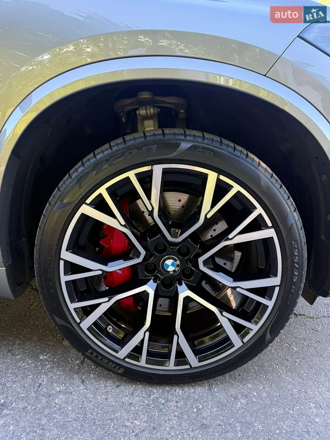 2022 BMW X5 M - мініатюра 11