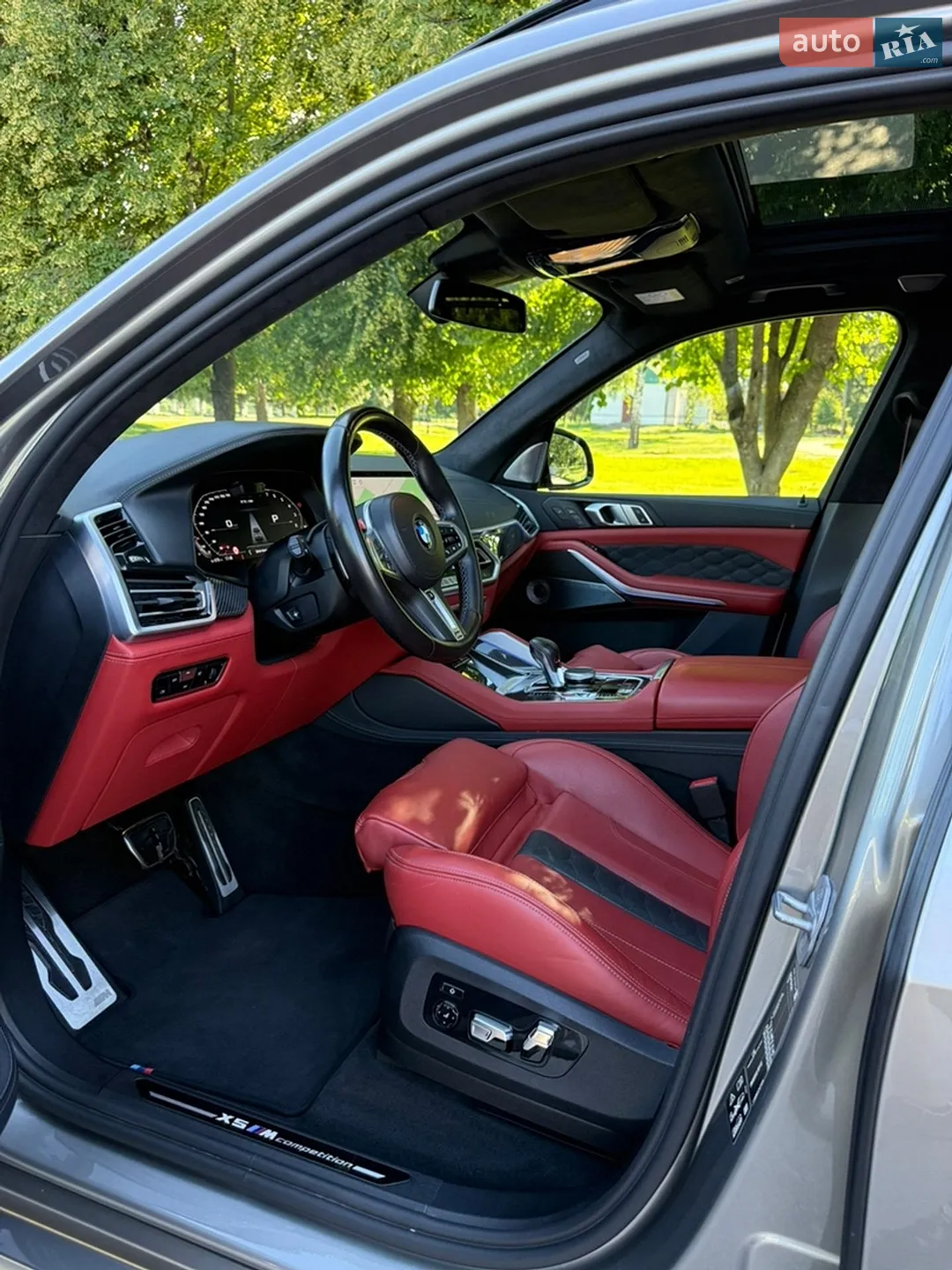 2022 BMW X5 M - мініатюра 16