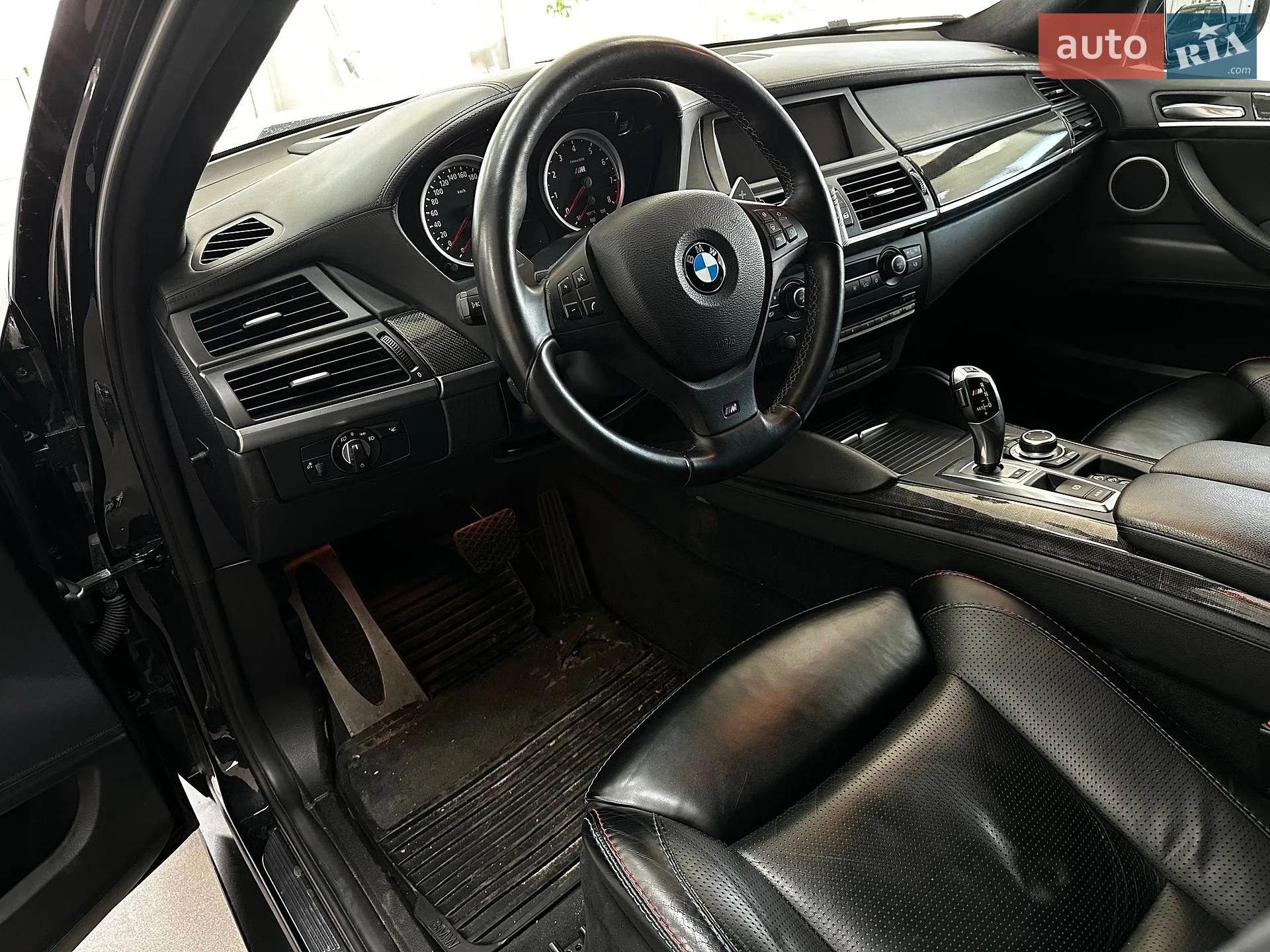 2010 BMW X5 M - мініатюра 16